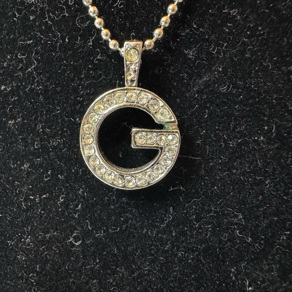 Givenchy Vintage Silver Metal Necklace. - Picture 2 of 7